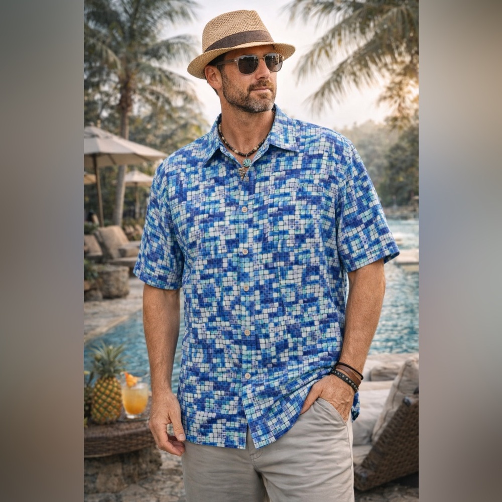 Tommy Bahama Men’s XL Blue Mosaic Tile Short Sleeve Button Up Resort Shirt